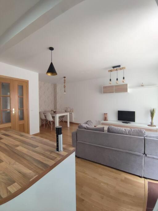 Casa Tatas Precioso Piso Recien Reformado Apartment El Barraco ภายนอก รูปภาพ